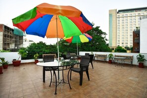 Rooftop terrace - BedChambers Serviced Apartments SushantLok (Gurugram)