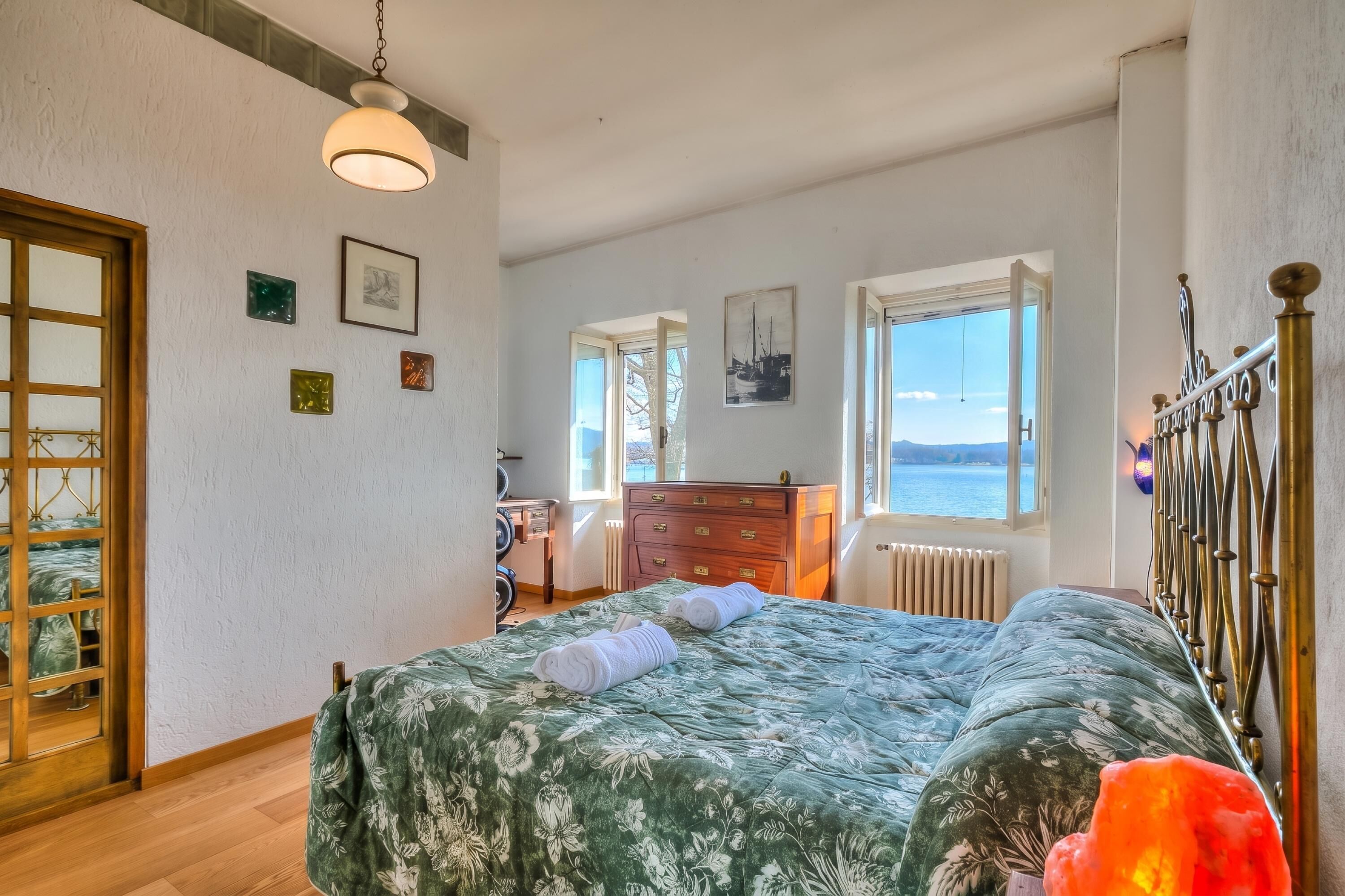 Rumah Keluarga, 3 kamar tidur, 2 kamar mandi, tepi danau (Appartamento Sole: Lake Maggiore) | 3 kamar tidur