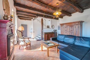 21-inch flat-screen TV with cable channels, TV