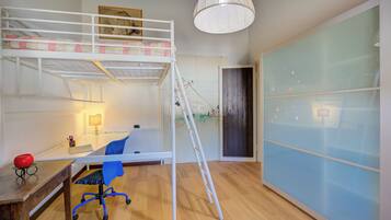 Maison Familiale, plusieurs chambres, 2 salles de bains (Appartamento Sole Lake View)