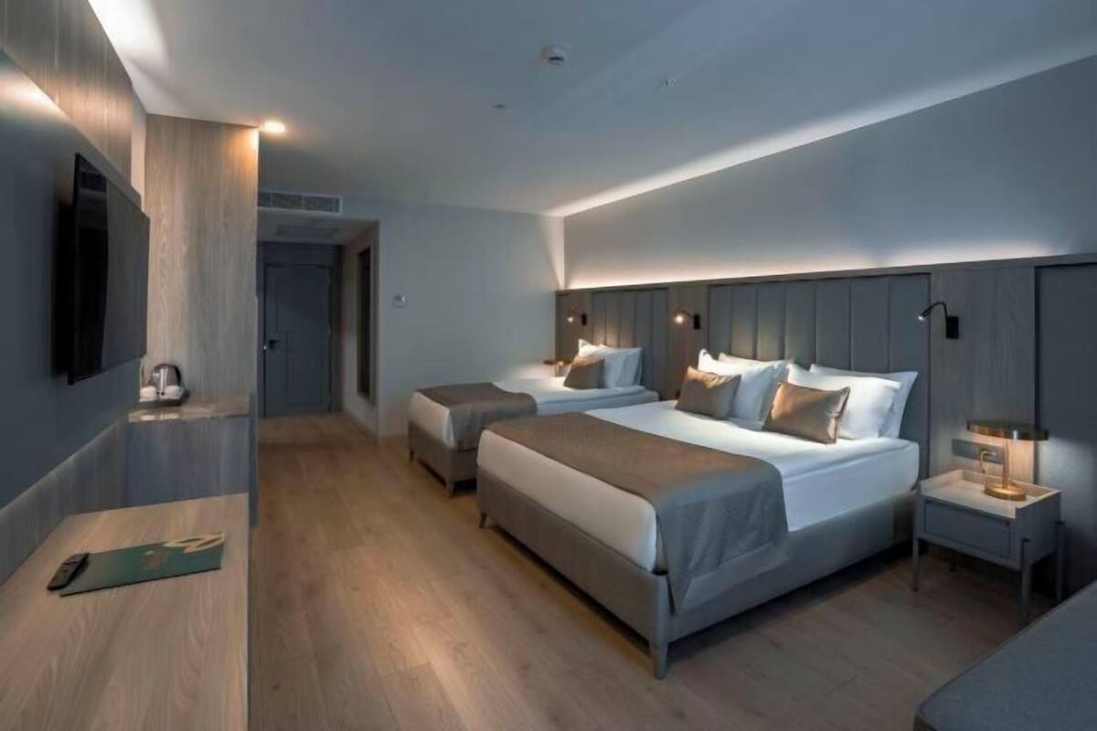 Premium bedding, minibar, in-room safe, blackout drapes