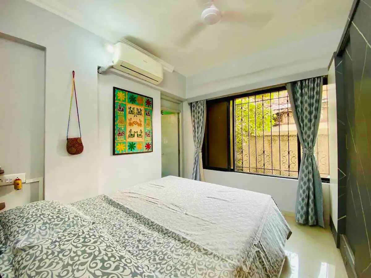 3 bedrooms, desk, iron/ironing board, WiFi