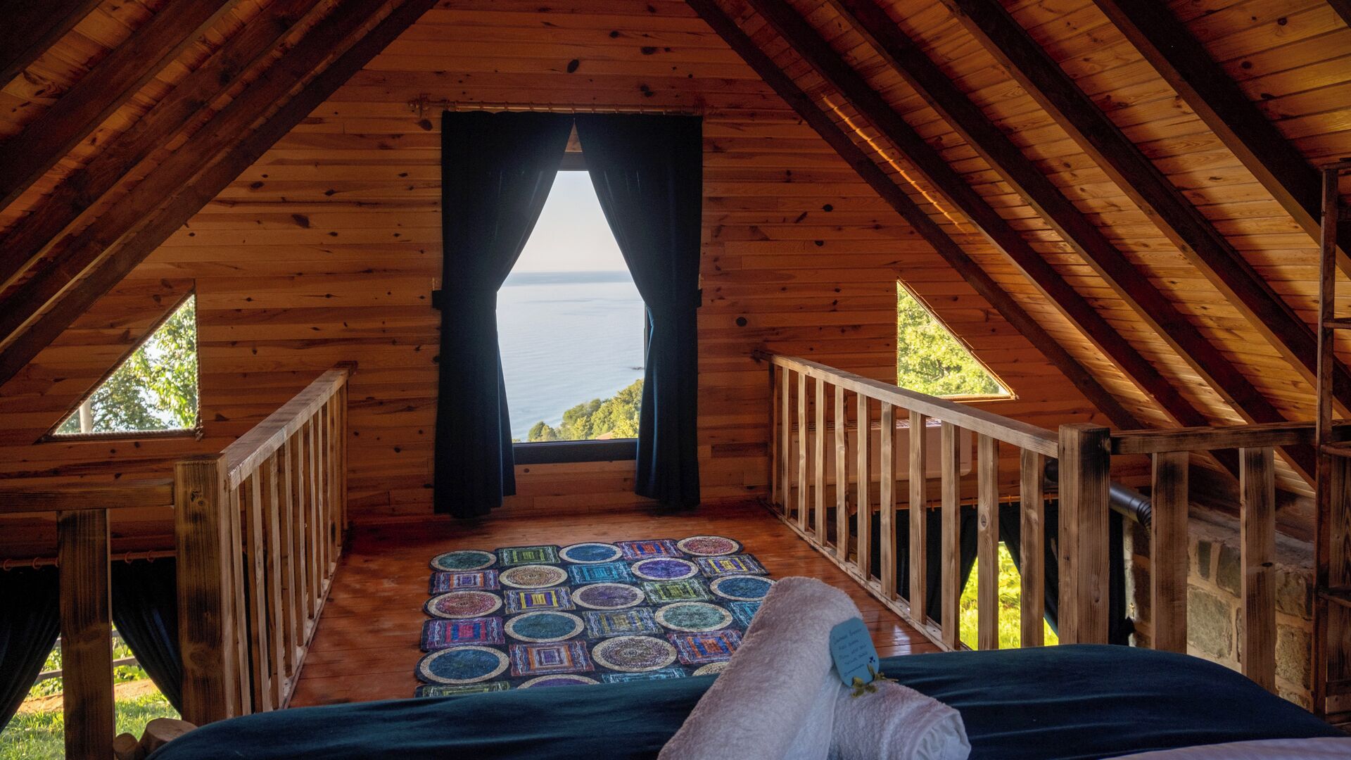 Bungalow Premium, vista al mar | 2 habitaciones y ropa de cama 