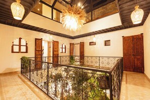 Interior - Private riad in the Medina with rooftop pool and breakfast included. (Marrakesh)
