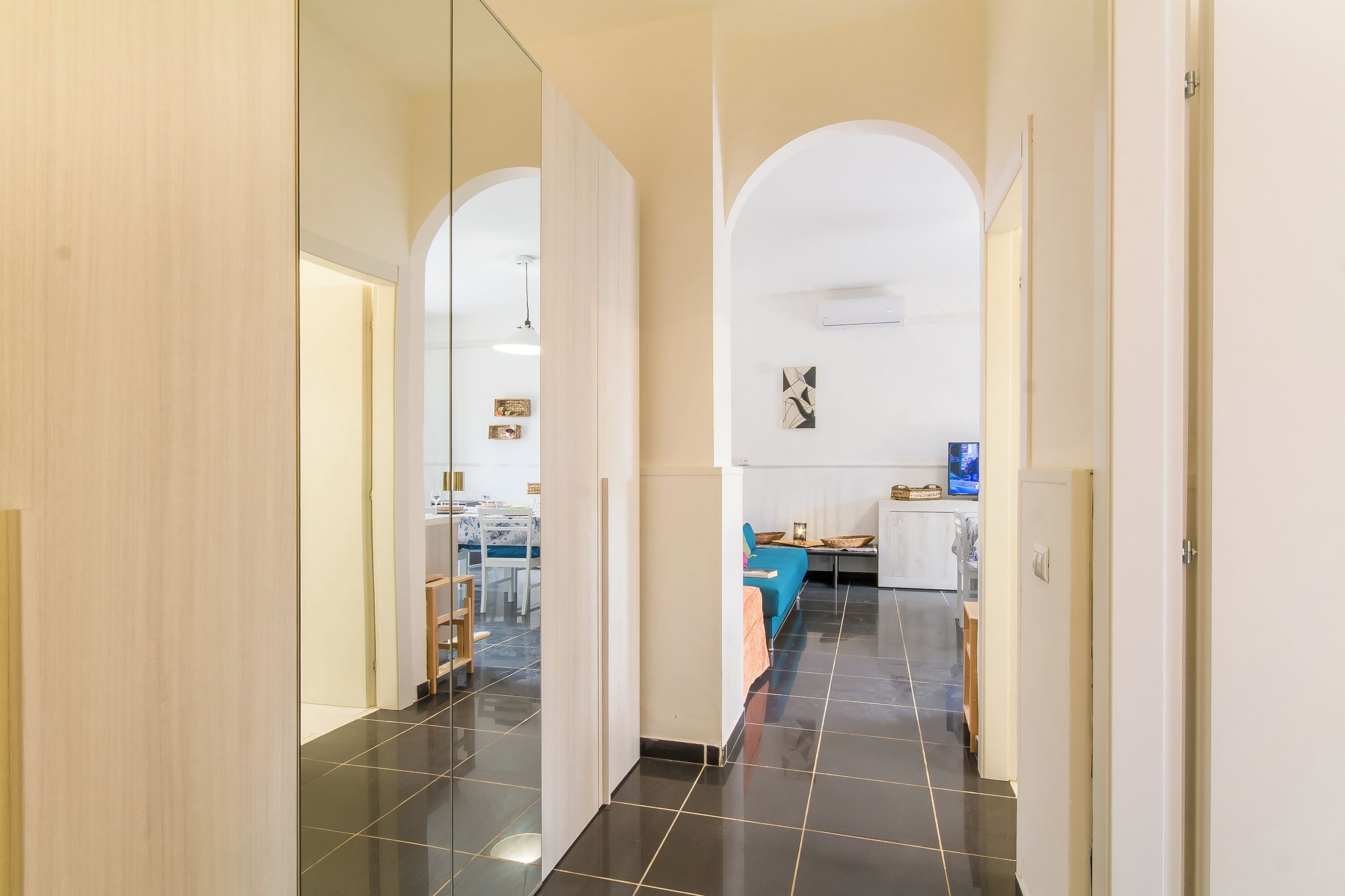 Family Apartment, 2 Bedrooms, Terrace (Distefano House Close To Sea) | Interior