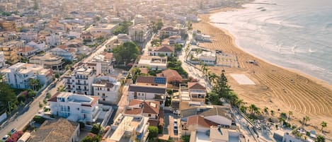 Strand