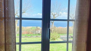 Townhome, Sea View | 3 bedrooms, free WiFi