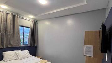 Superior Room | Desk, laptop workspace, free WiFi
