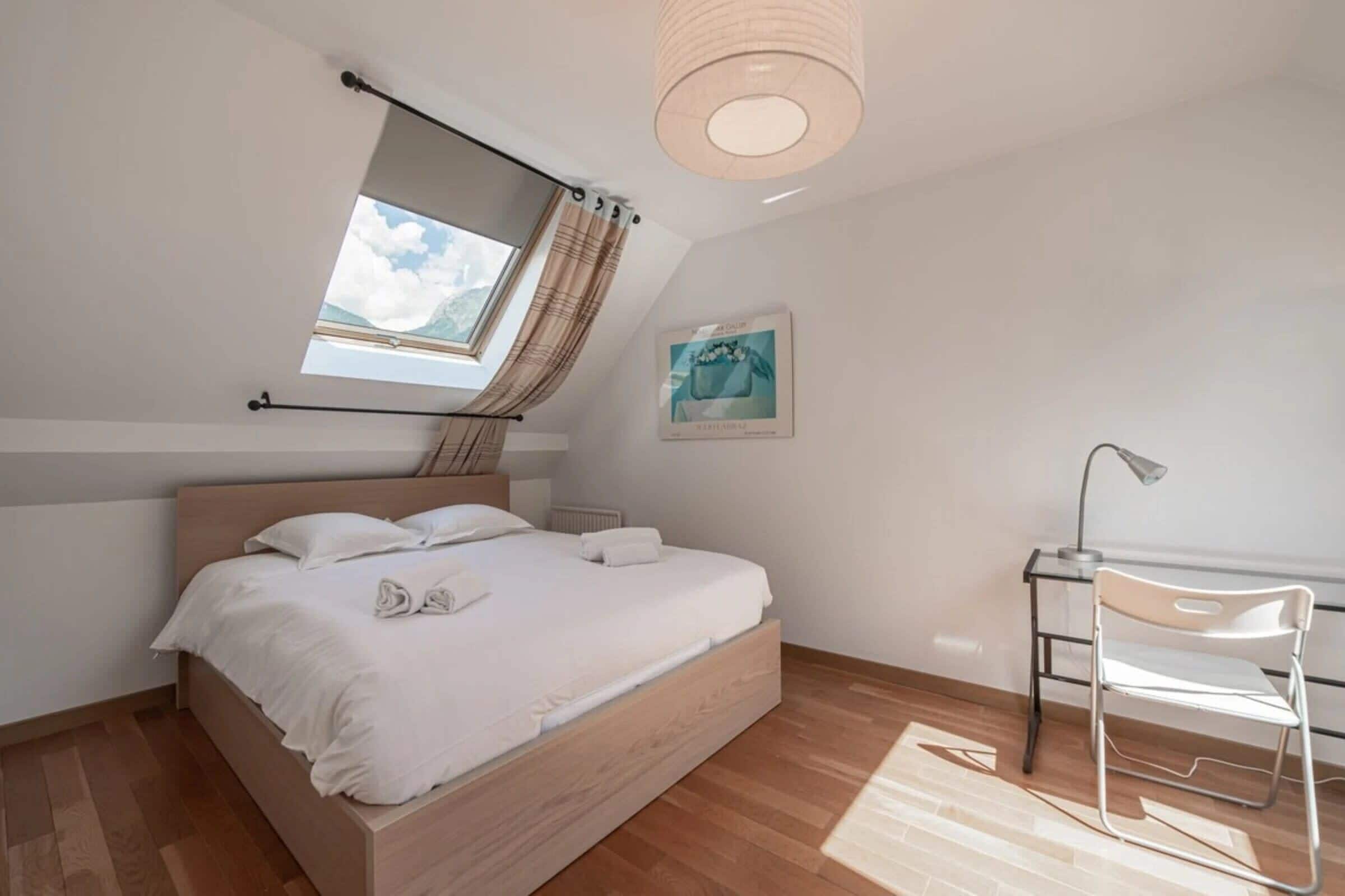 2 habitaciones, cuna de viaje, wifi y ropa de cama 