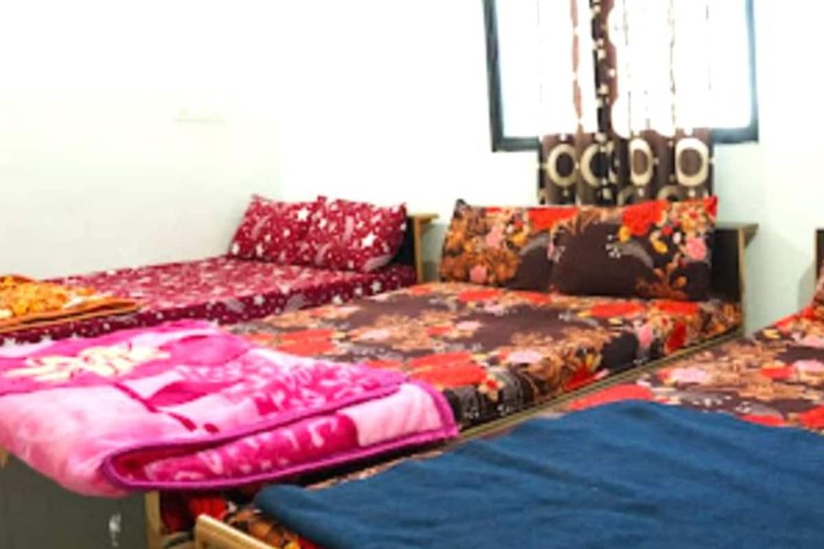 1 bedroom, desk, laptop workspace, free WiFi