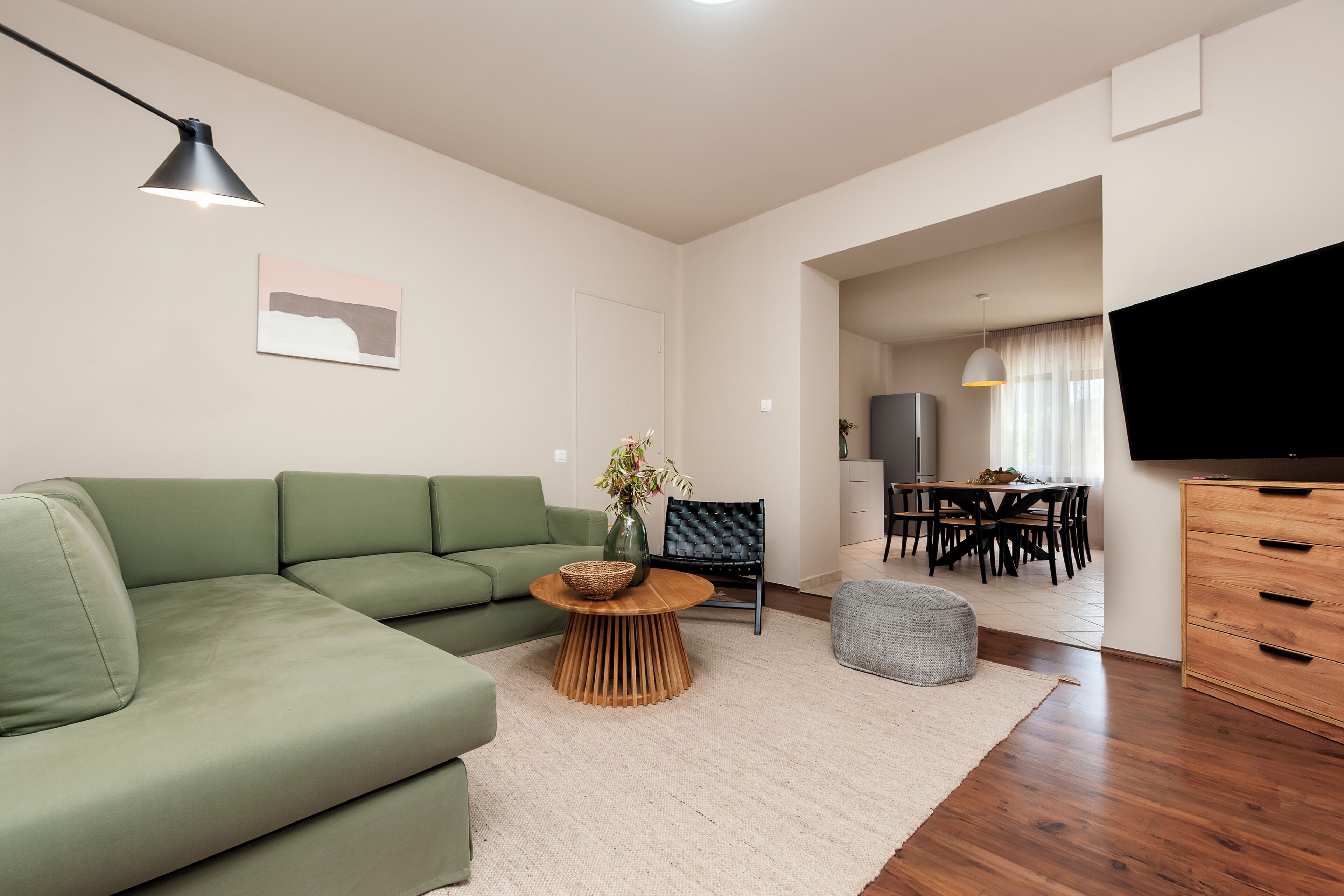 Family House | Living area | 25-cm TV with satellite channels