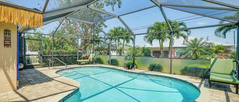 House (3 Bedrooms) | Front of property