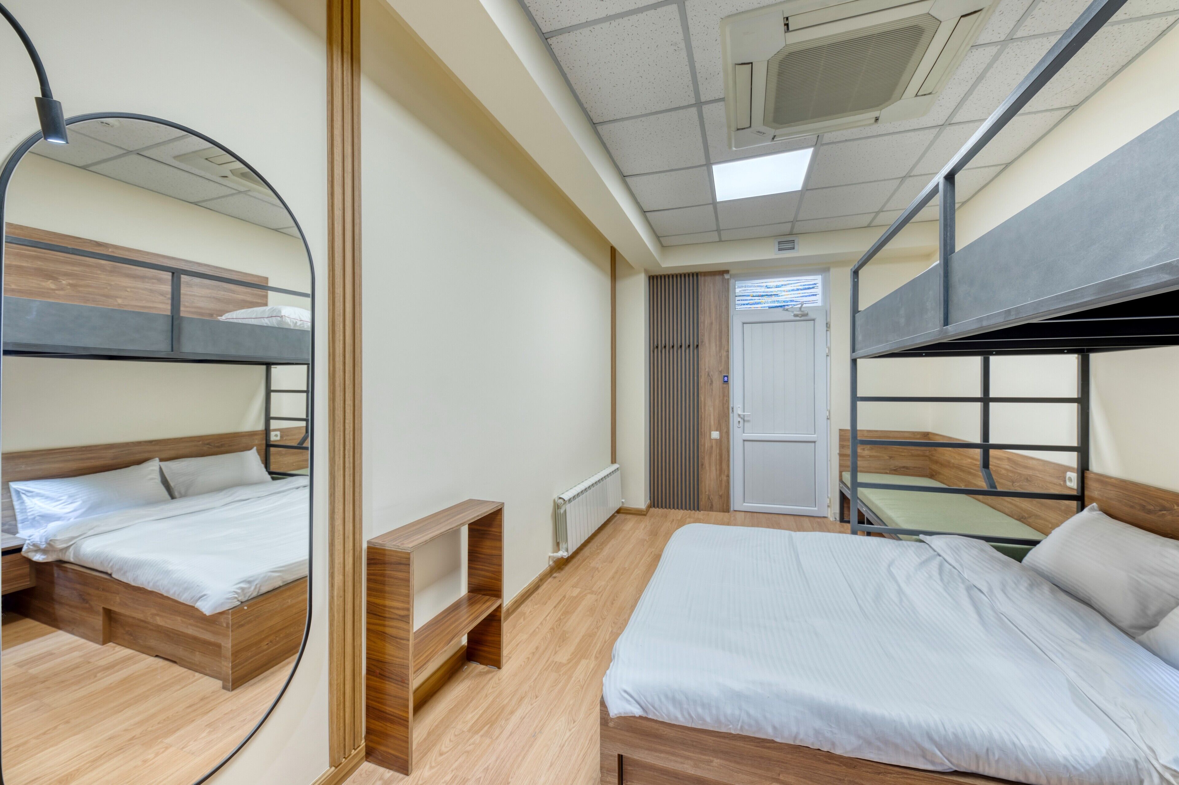 Photo - Tropica Inn Hotel