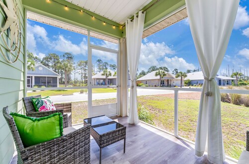 Ping-Pong, Pool, Beach & More!