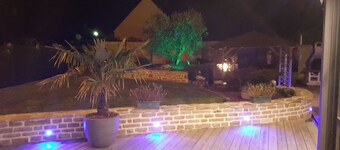 Maison Avec Jacuzzi et Jardin