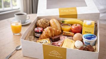 Petit déjeuner continental servi tous les jours en supplément