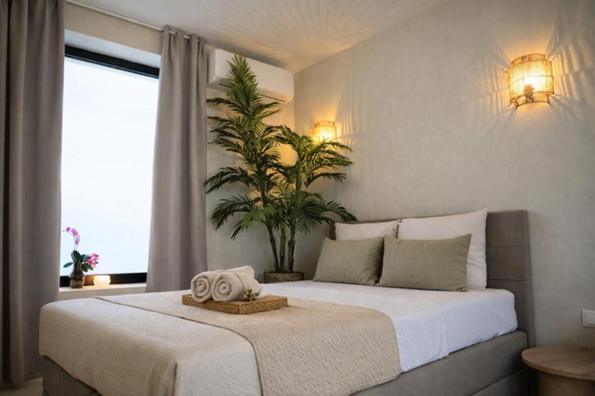 Soundproofing, iron/ironing board, free WiFi, bed sheets