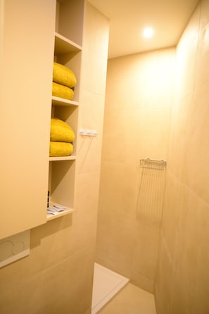 Panoramic Double Room, Non Smoking, Private Bathroom | Bathroom