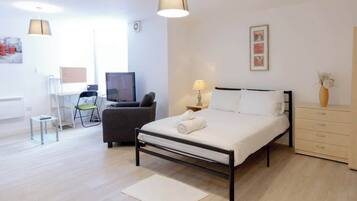 1 bedroom, iron/ironing board, bed sheets