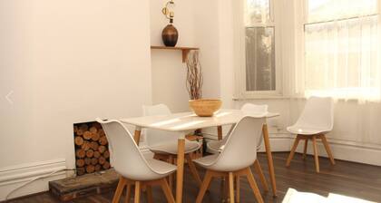 Comfy Private Room near MCR Centre