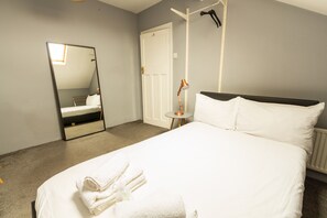 1 quarto, ferros/tábuas de passar roupa, Wi-Fi de cortesia