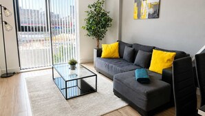 TV - Charming 2BR Flat in Sheffield City Centre (Sheffield)