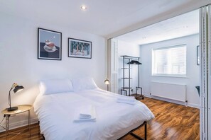 1 Schlafzimmer, Bügeleisen/Bügelbrett, kostenloses WLAN, Bettwäsche