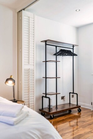 1 bedroom, iron/ironing board, free WiFi, bed sheets