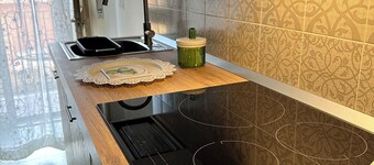 Mini Appartamento di 50mq con Angolo Cottura e 6 Posti Letto, a 150 m dal Mare