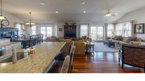 Living area - Block to the BEACH! Custom Home with AMAZING VIEWS!! (Brigantine)
