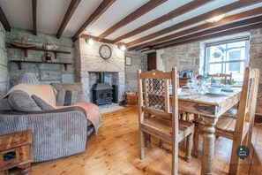 Smart TV, DVD player