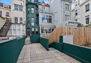 Nhà | 6 phòng ngủ 