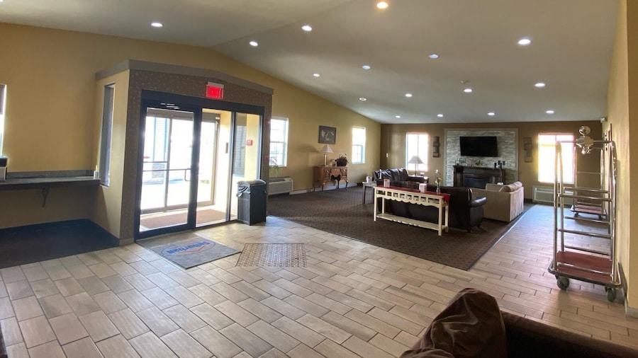 Super 8 by Wyndham Fort Wayne