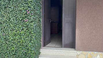 Habitació clàssica, vistes al pati | Terrassa o pati