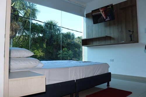 HOTEL RIVER SUITE
