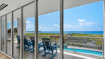 公寓客房, 多張床 (The Pearl 404) | 住宿一隅