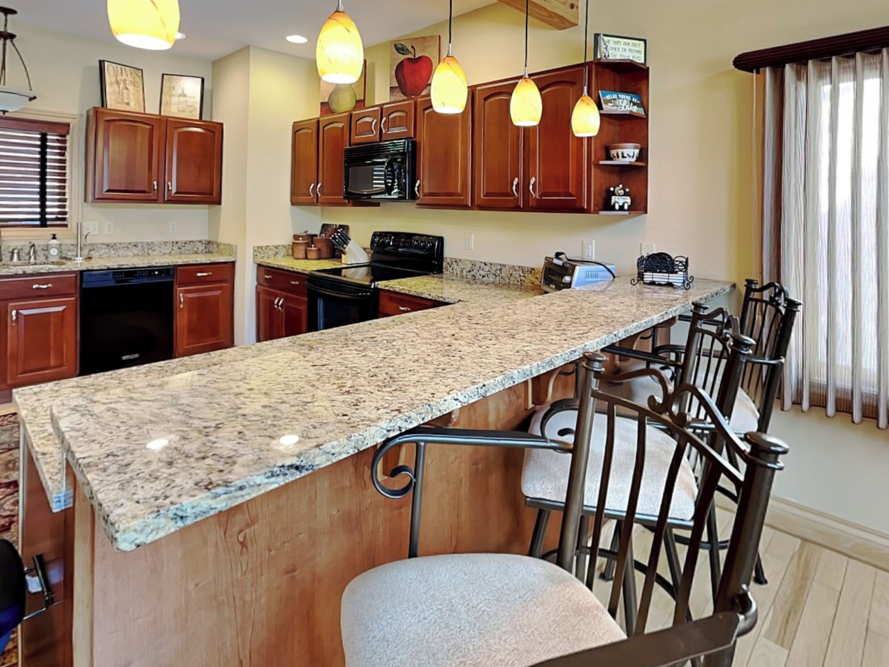 House (5 Bedrooms) | Property amenity