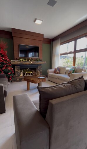 Reception - Hotel Triveneto Gramado (Gramado)