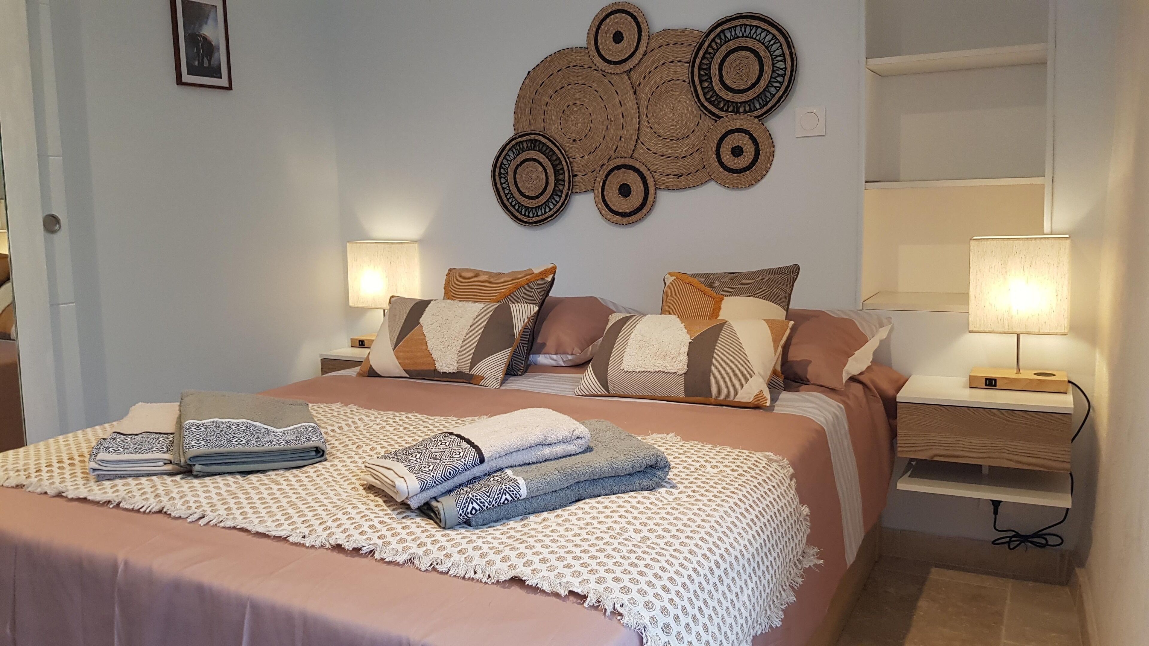 1 chambre, Wi-Fi gratuit, draps fournis