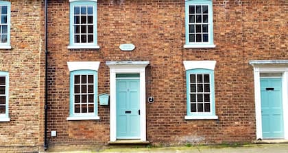 Characterful 3 Bed Cottage in Barrow Upon Humber