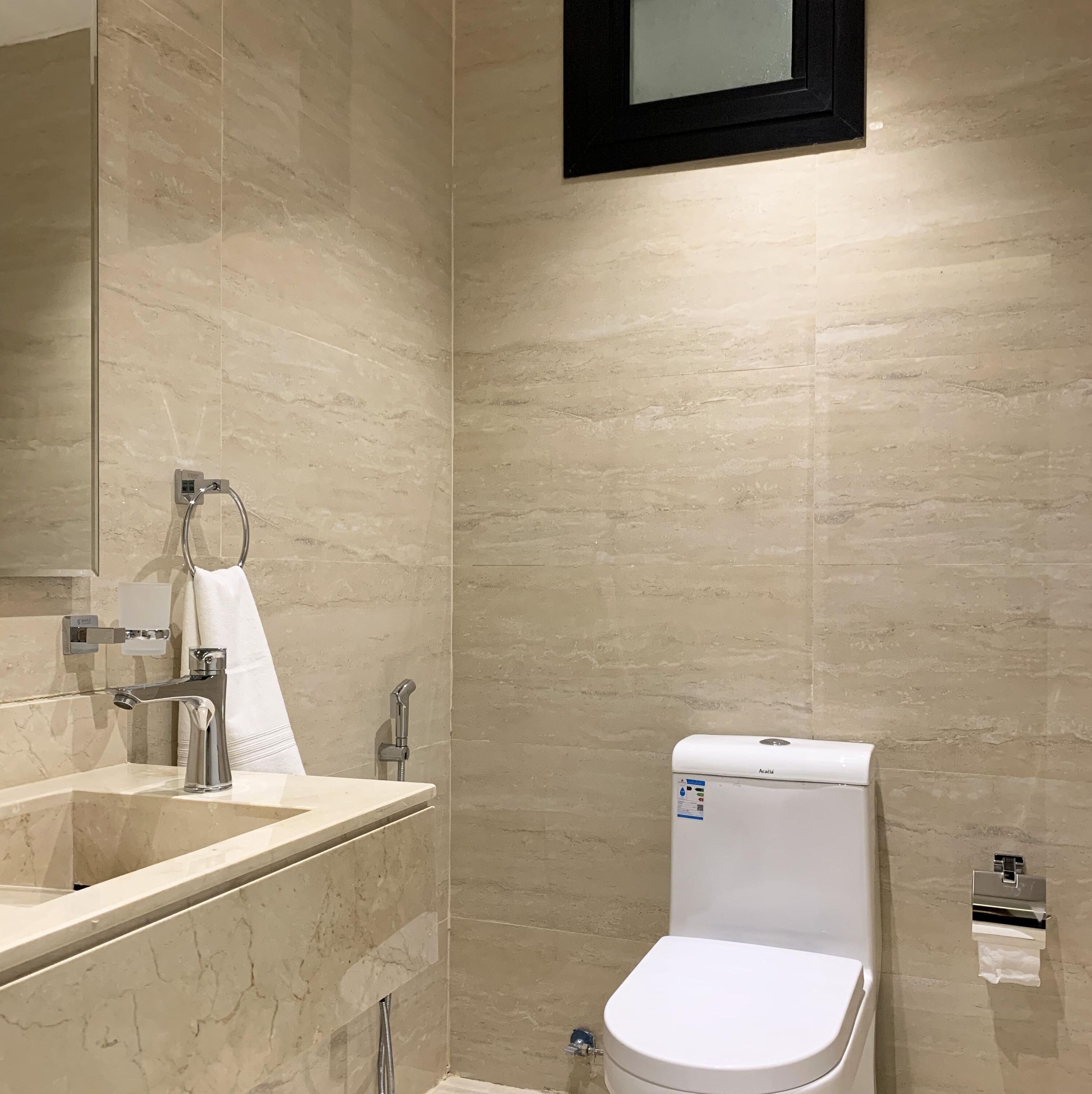 Design Apartment, 3 Bedrooms | Bathroom | Free toiletries, hair dryer, bathrobes, slippers