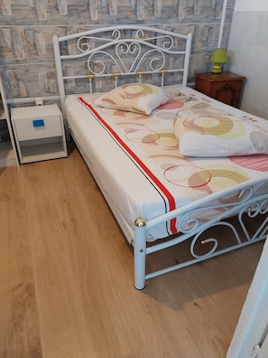 2 bedrooms, iron/ironing board, WiFi, bed sheets - sur les Hauteurs de la Possession à Louer en Meublé Tout Équipé ,climatisé (La Possession)