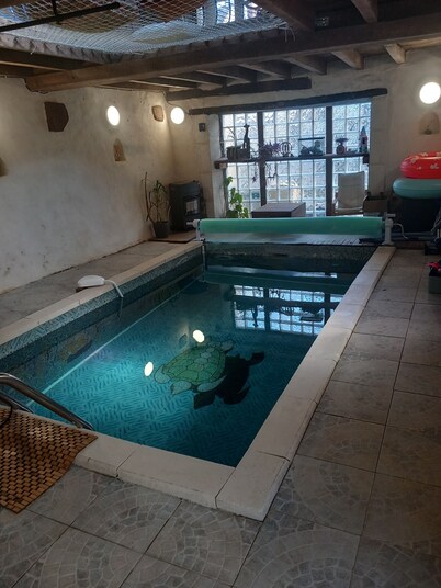 Maison de Campagne Paisible Avec Piscine à Proximité de Rennes