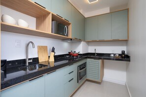 Basic Apartment | Private kitchen
