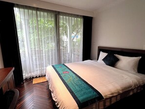 1 bedroom, in-room safe, desk, laptop workspace