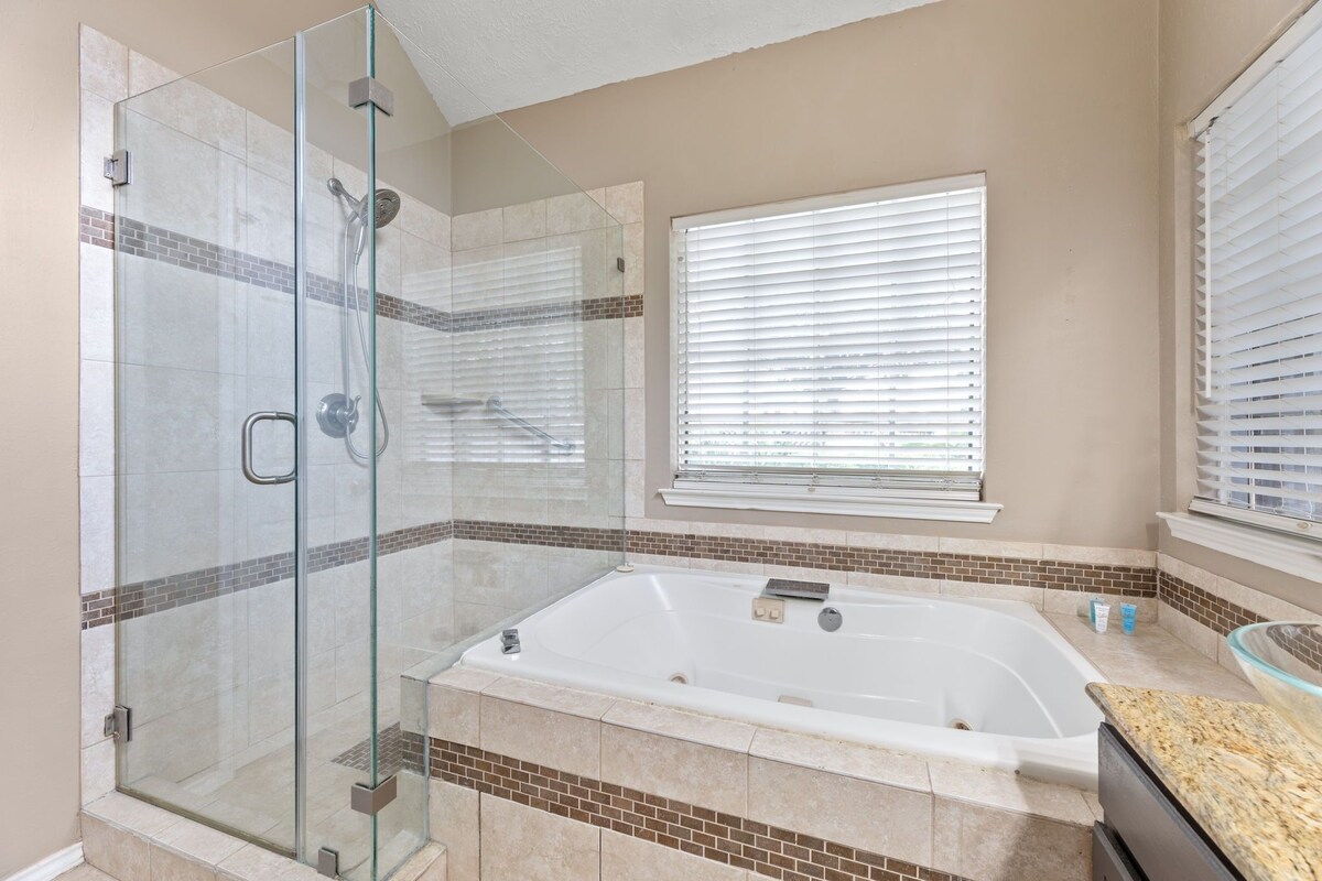 Photo 31 of Amazing Bay Escape w/ Pool - Sleeps 10, Near NASA