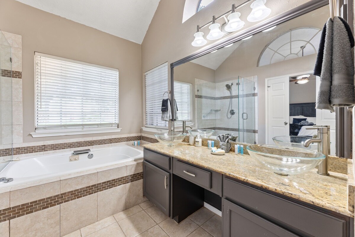 Photo 30 of Amazing Bay Escape w/ Pool - Sleeps 10, Near NASA