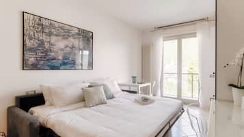 Appartamento, balcone | 1 camera, ferro/asse da stiro, Wi-Fi gratuito