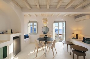 Living area - Odyssey Rock (Milos)