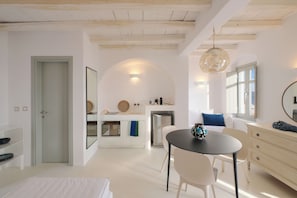 Exclusive Duplex, 1 Bedroom, Sea View | Private kitchen